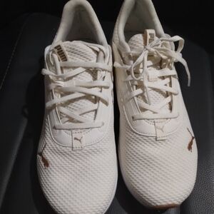 PUMA Men's White Sneakers